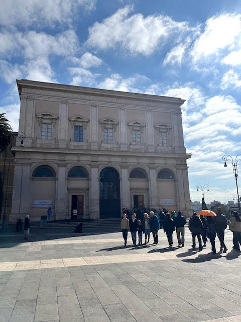 Entrada da Escada Santa (Scala Sancta) em Roma, local de peregrinação cristã próximo à Basílica de São João de Latrão.