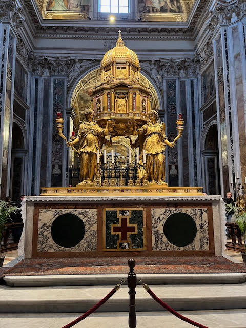 Tabernáculo do Santíssimo Sacramento, na Capela Sistina na Basílica de Santa Maria Maior. 