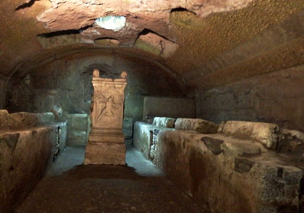 Mitreu subterrâneo da Basílica de São Clemente em Roma