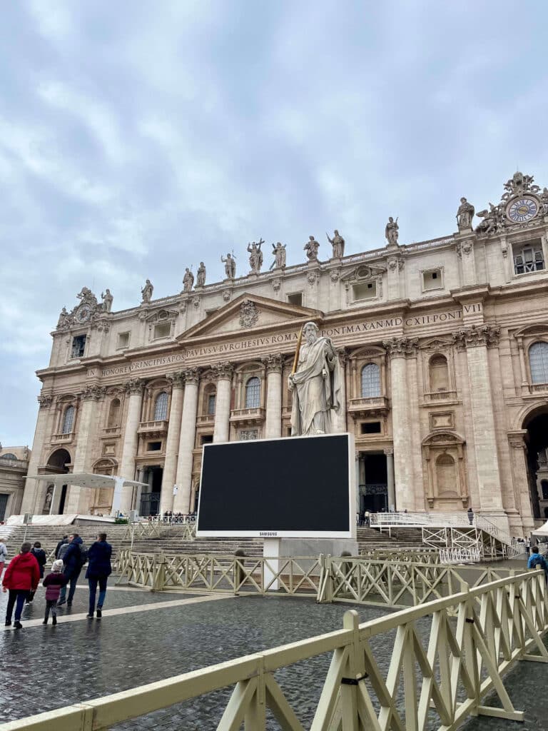 Praça São Pedro no Vaticano, um dos locais onde acontece a Audiência Geral com o Papa